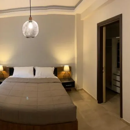 Olive Hill * Karpofora